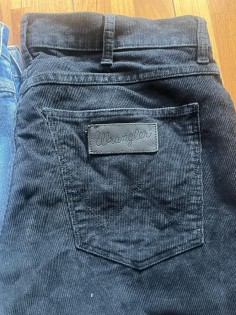 Lot pantalon Wrangler 2