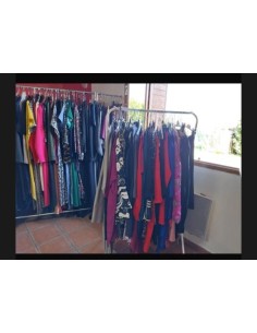 Vend lot de vêtements de seconde main femme et chaussures