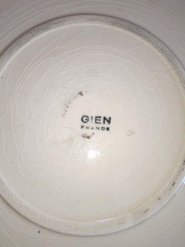 Grand plat en faïence de Gien