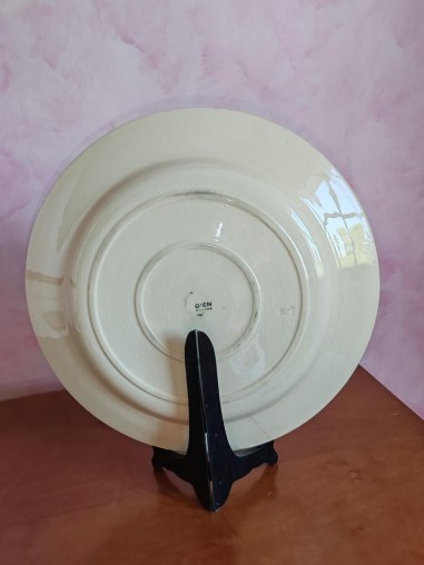 Grand plat en faïence de Gien